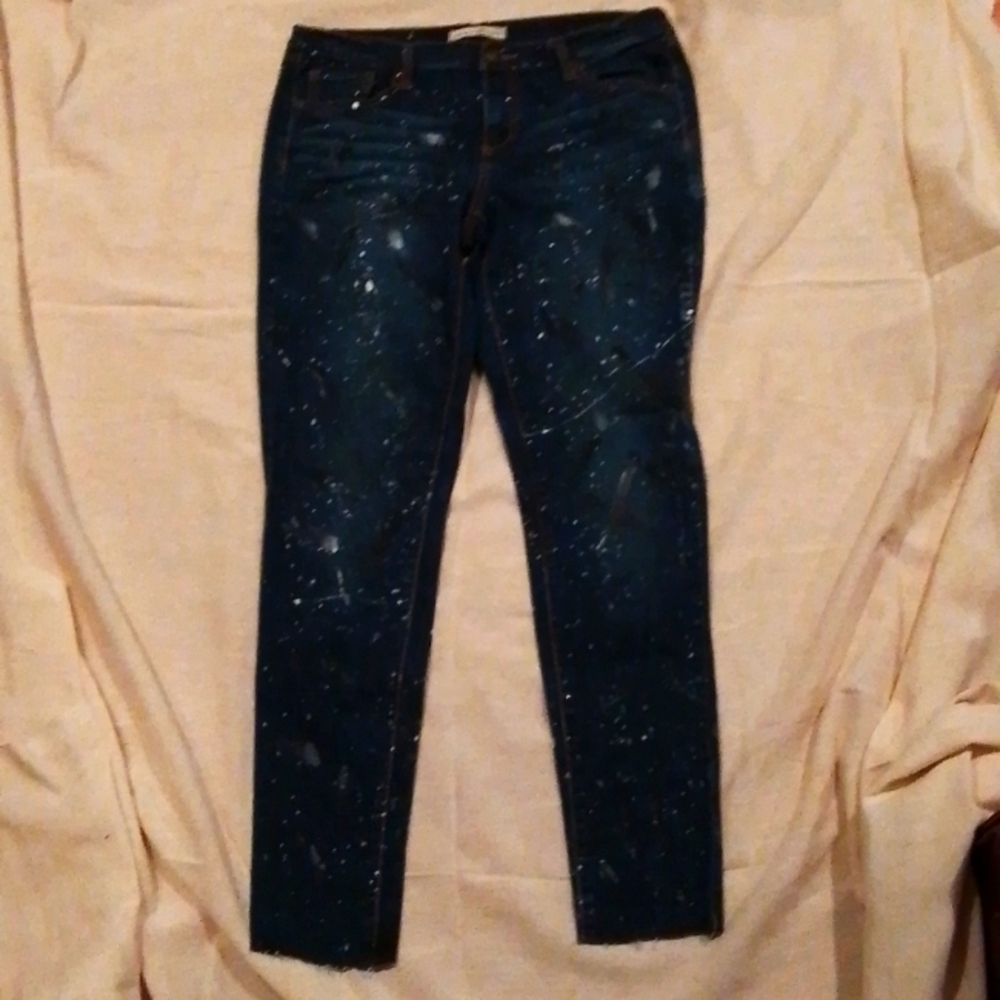 Blue skinny jeans, Altar'd State